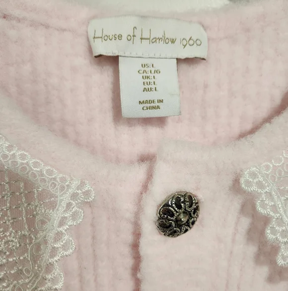 House Of Harlow 1960 Soft Pink Cardigan With Lace Collar - Picture 3 of 16
